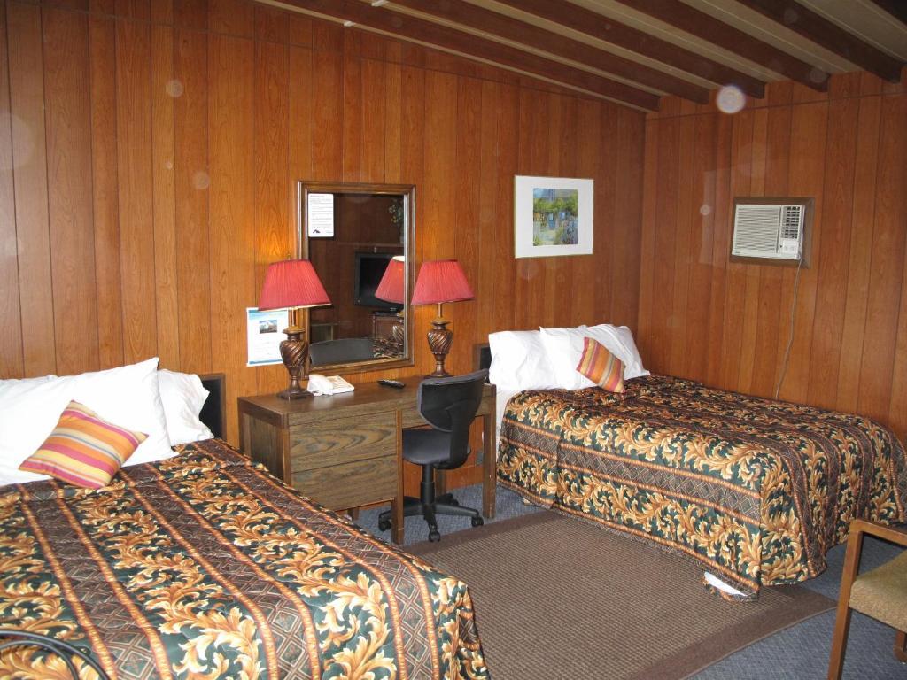 Blue Mountain Motel Pincher Creek Quarto foto